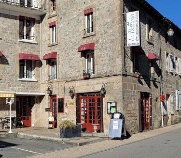 Peyrat-le-Chateau Hotel | Hotel - Bistro - Bar - PMU Le Bellerive