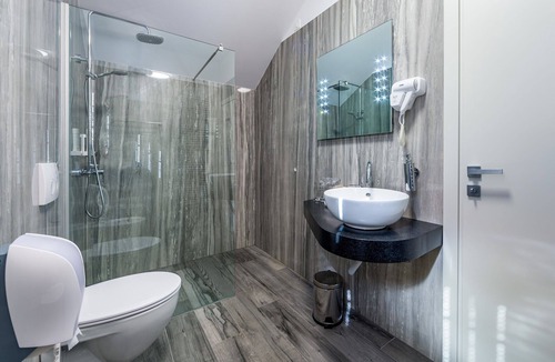 Fuzine Hotel | Hotel Bitoraj