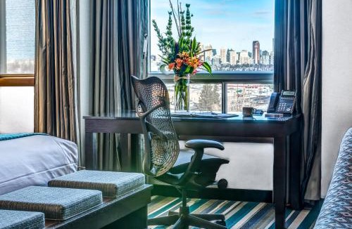 Southeast Calgary Hotel | Hotel Blackfoot