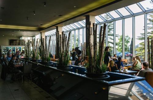 Southeast Calgary Hotel | Hotel Blackfoot