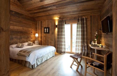 Marigny-Saint-Marcel Hotel | Hotel Blanc