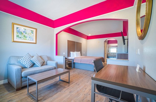 Clear Lake Shores Hotel | Hotel Bliss Kemah