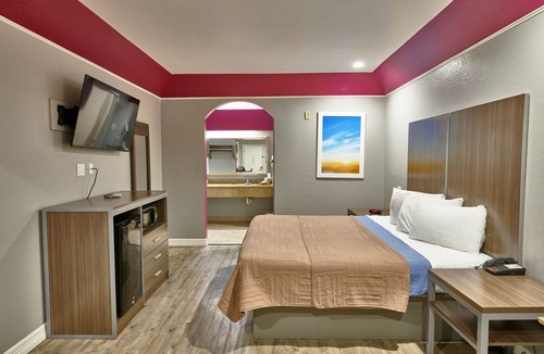Clear Lake Shores Hotel | Hotel Bliss Kemah