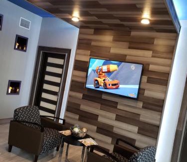 Spring Hotel | Hotel Blue - Woodlands