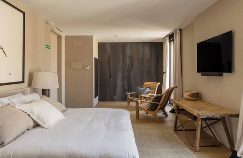 Villamayor de Monjardin Hotel | Hotel Boutique Mirador de Deyo