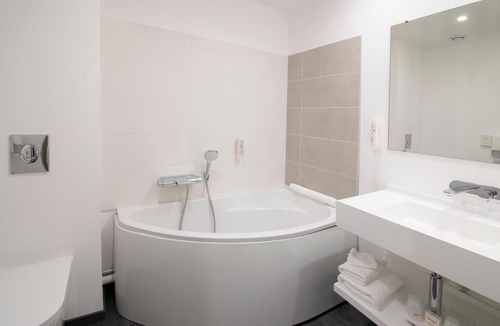 Montlucon Hotel | Hotel Bomotel