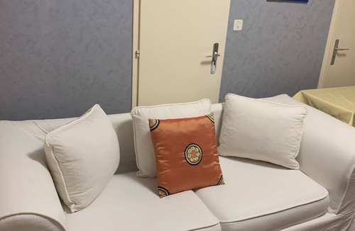 Geilles Hotel | Hotel bon accueil