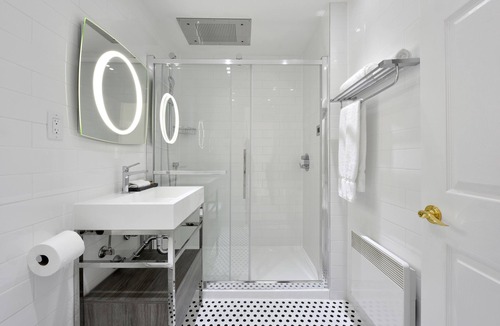 Old Montreal Hotel | Hotel Bonaparte