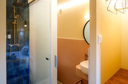 Cervera Hotel | Hotel Boutique CaLagneta - Art i vi