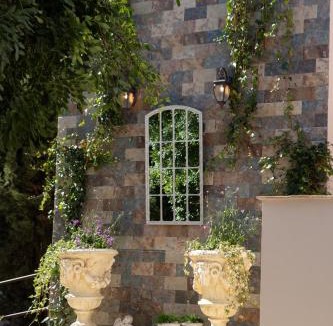Oliva Hotel | Hotel Boutique Villa Emilia