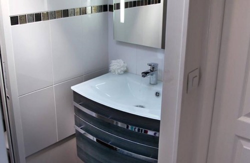 Levallois-Perret Hotel | Hotel Briand devient Hotel IPL