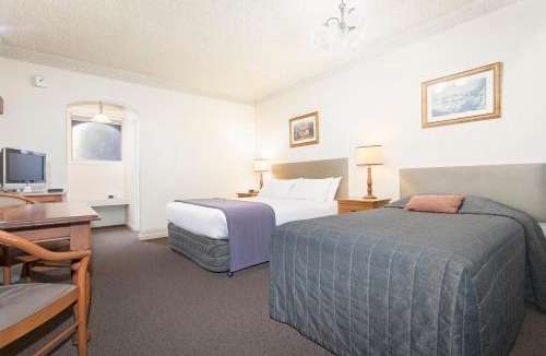 Mount Waverley Hotel | Hotel Bruce County