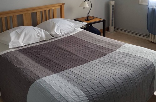 Sainte-Foy-la-Grande Hotel | Hotel Cafe de la Gare