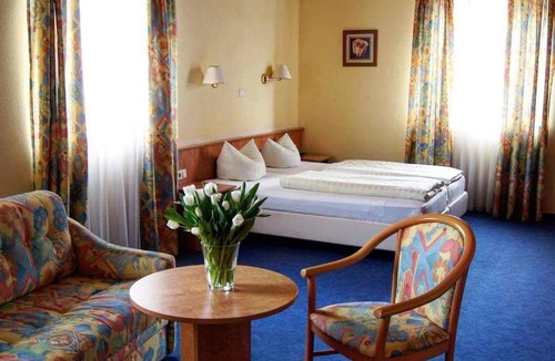 Bad Abbach Hotel | Hotel-Cafe Rathaus