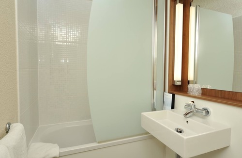 La Chapelle-Saint-Mesmin Hotel | Hotel Campanile Orleans Ouest - La Chapelle St Mesmin
