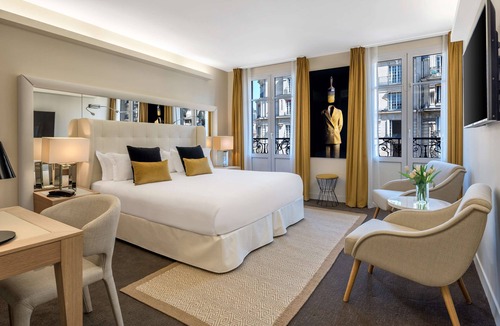 Quinze-Vingts Hotel | Hotel Camille Paris Gare de Lyon, Tapestry Collection by Hilton