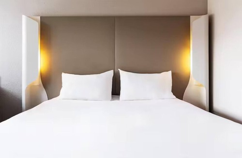 Beauvais Hotel | Hotel Campanile Beauvais