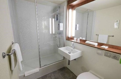 Seclin Hotel | Hotel Campanile Lille Sud-Seclin