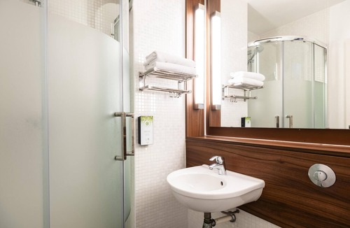 Montesson Hotel | Hotel Campanile Montesson - Le Vésinet