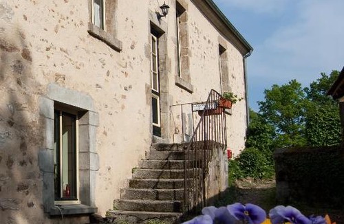 Epiry Hotel | Hotel Camping Sur Yonne