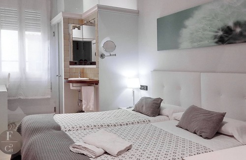 Capellades Hotel | Hotel Can Carol