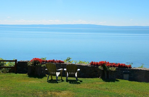 Isle aux Coudres Hotel | Hotel Cap Aux Pierres