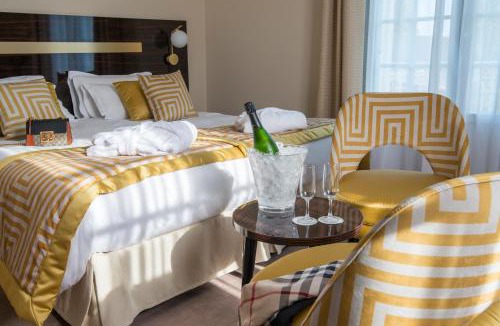 Beaulieu-sur-Mer Hotel | Hotel Carlton
