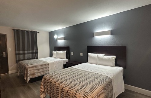 Carrollton Hotel | Hotel Casa by Arya