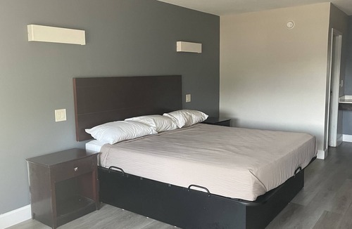 Carrollton Hotel | Hotel Casa by Arya