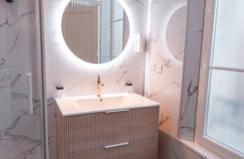 Ay Hotel | Hotel Castel Jeanson