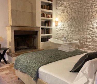 Perelada Hotel | Hotel Castell de Vallgornera
