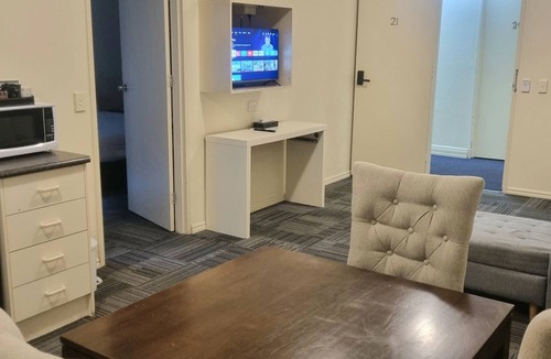 Wantirna South Hotel | Hotel Cavalier