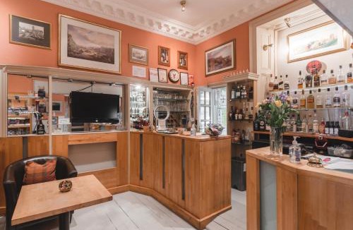 Newington Hotel | Hotel Ceilidh-Donia