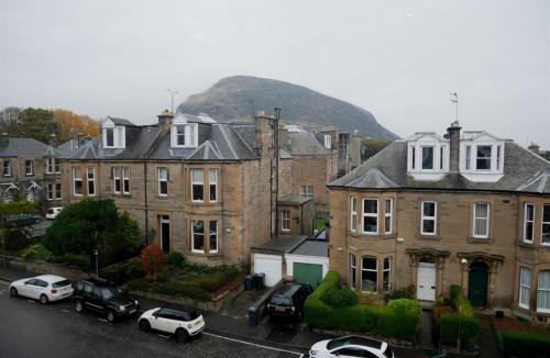 Newington Hotel | Hotel Ceilidh-Donia