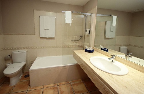 Alcazar de San Juan Hotel | Hotel Château Viñasoro
