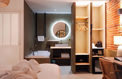 Merelessart Hotel | Hotel Château Héloïse