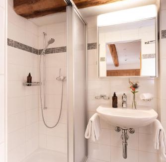 Celerina-Schlarigna Hotel | Hotel Chesa Rosatsch - Home of Food