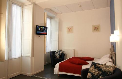 Cauterets Hotel | Hotel Christian