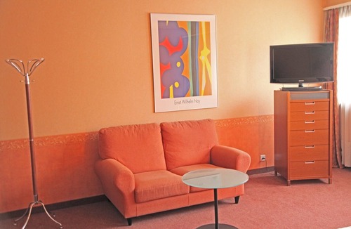Les Philosophes Hotel | Hotel Comedie