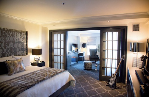 Fenway–Kenmore Hotel | Hotel Commonwealth
