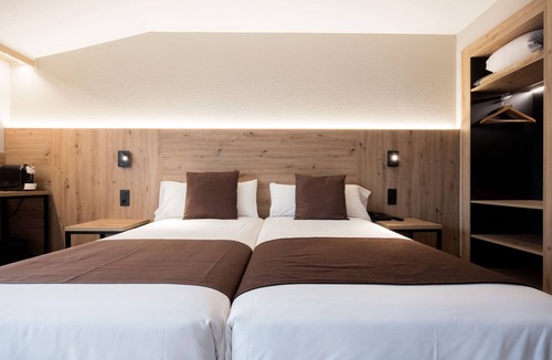 Les Escaldes Hotel | Hotel Comtes d'Urgell by Nexta
