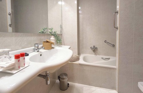 Logrono City Centre Hotel | Hotel Condes de Haro