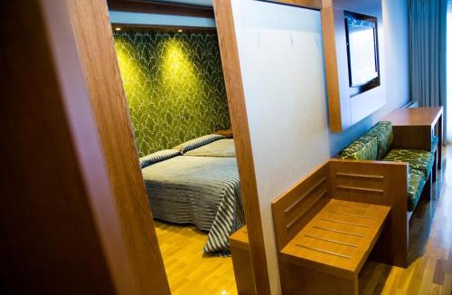 Burgos Hotel | Hotel Confort BRASEROS