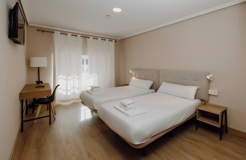 Miranda de Ebro Hotel | Hotel Convento Miranda