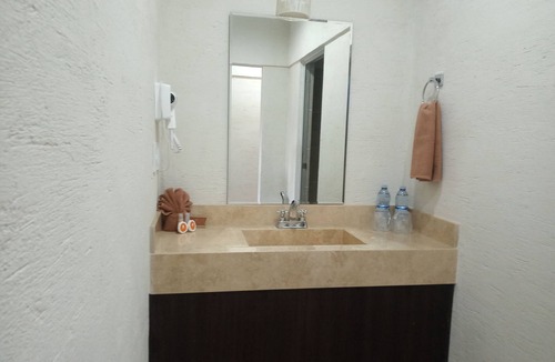 Tres de Mayo Resort | Hotel Coral Cuernavaca