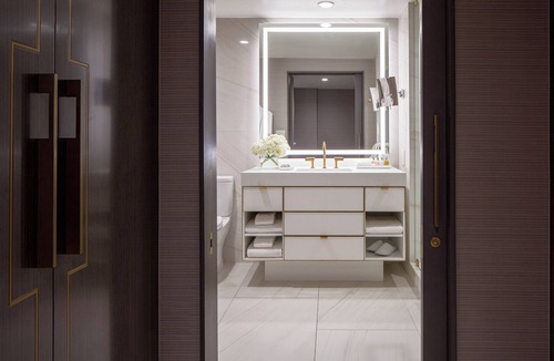 Uptown Hotel | Hotel Crescent Court