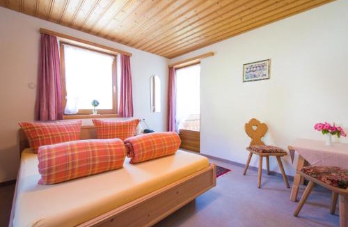 Medel Hotel | Hotel Cuntera