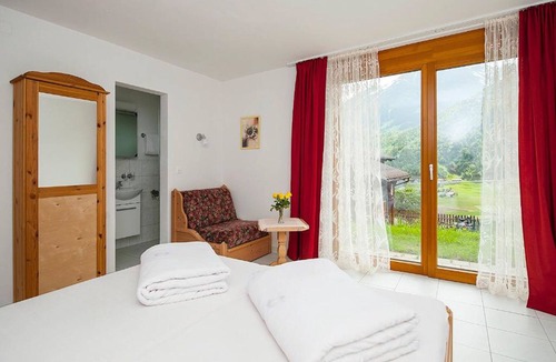 Medel Hotel | Hotel Cuntera