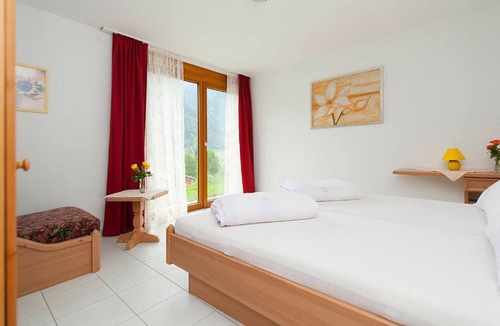 Medel Hotel | Hotel Cuntera