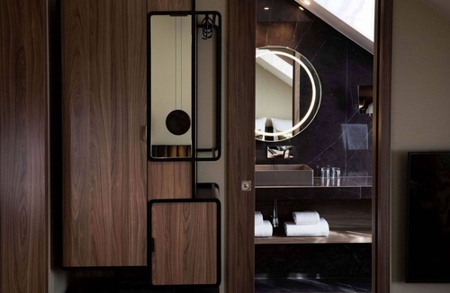 Paquis-Temple Hotel | Hotel D Geneva